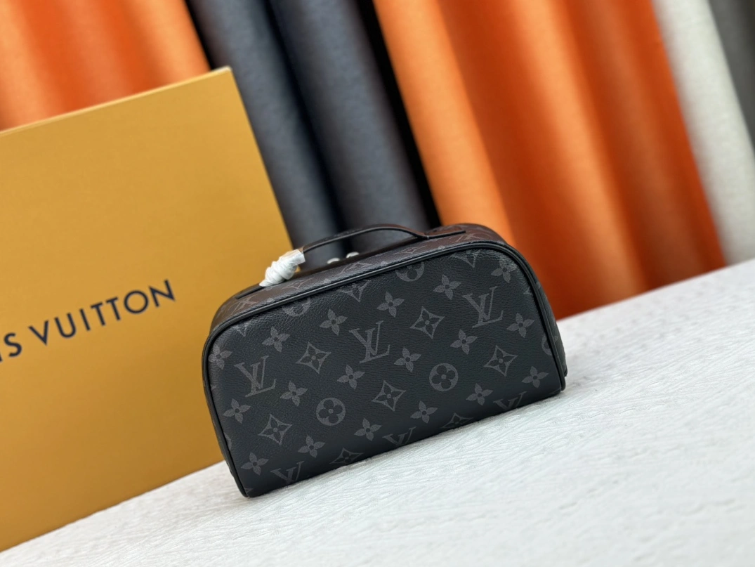 Flexible 7746 Louis Vuitton AAA Quality Handbags - Image 3