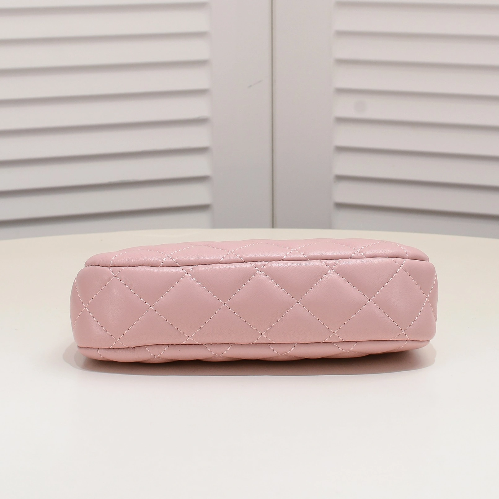 Functional 1806 Chanel AAA Quality Shoulder Bags For Women - Image 4