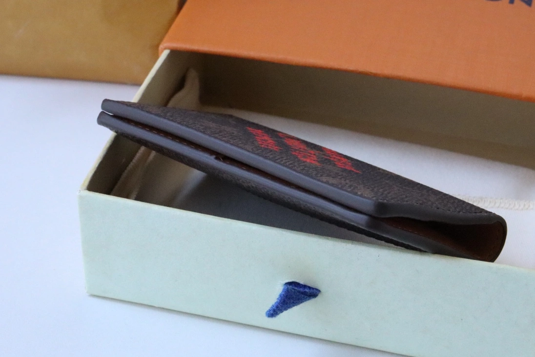 Functional 3242 Louis Vuitton LV Card Case - Image 3