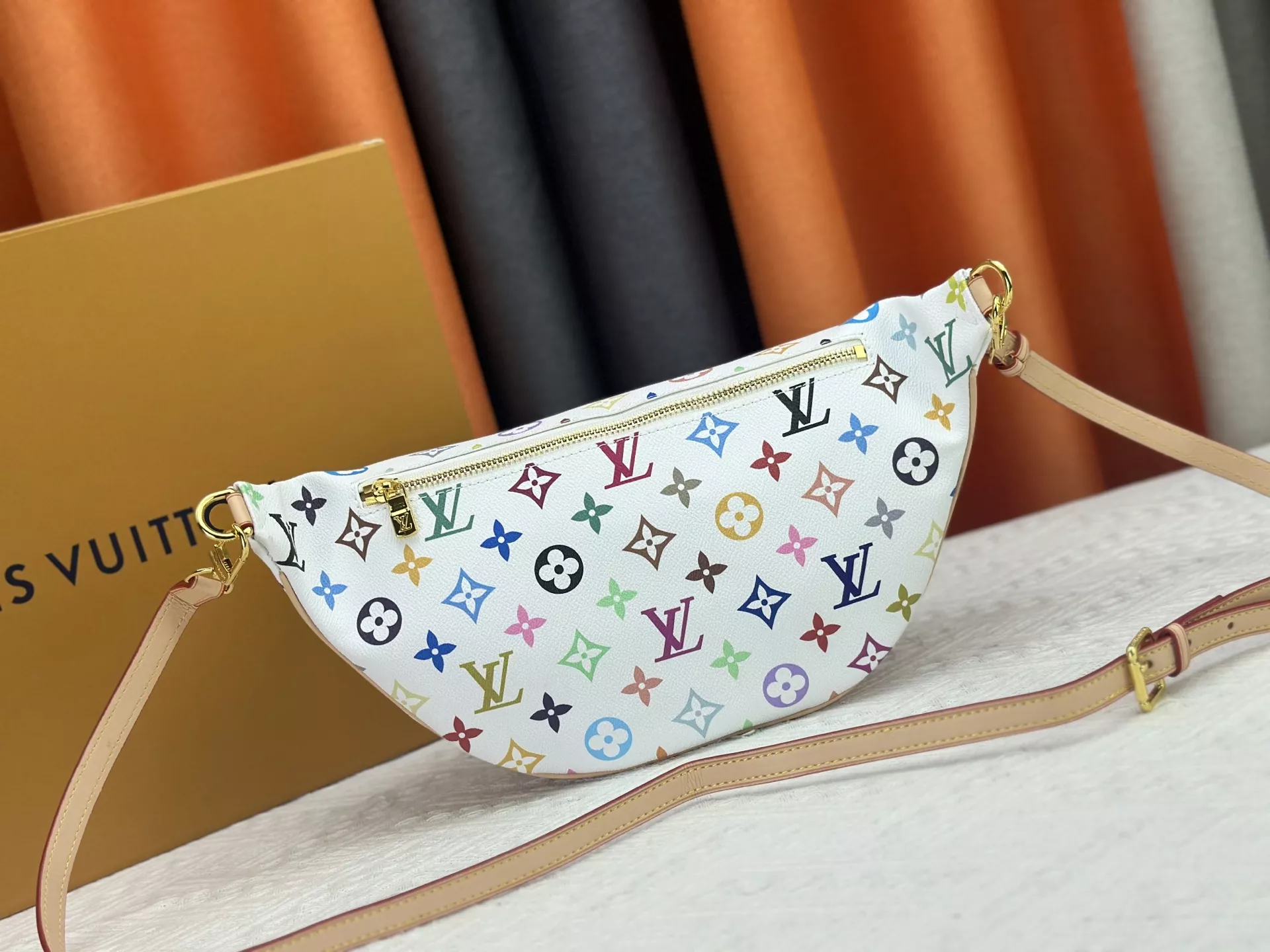 Functional 6678 Louis Vuitton AAA Quality Messenger Bags For Women - Image 3