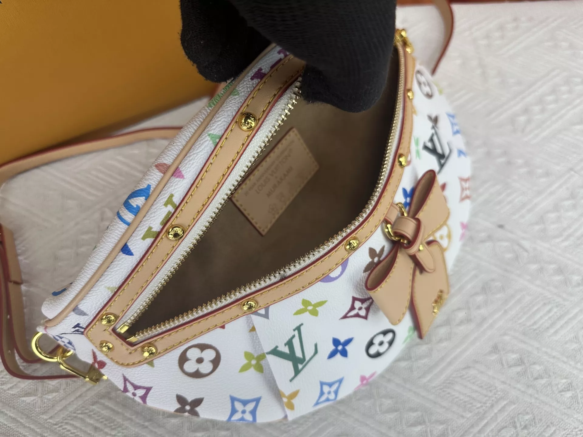 Functional 6678 Louis Vuitton AAA Quality Messenger Bags For Women - Image 7