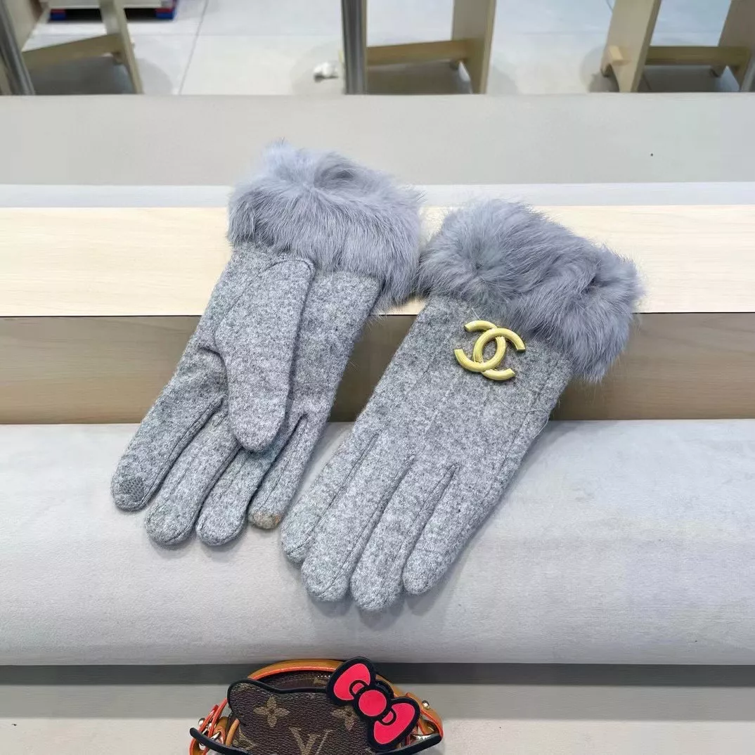 Functional 8590 Chanel Gloves For Women
