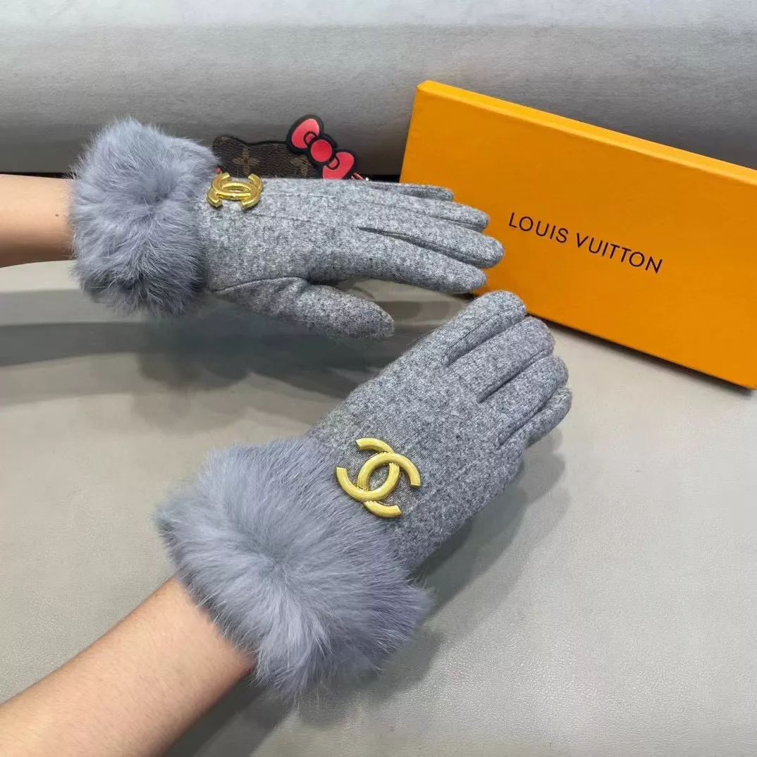 Functional 8590 Chanel Gloves For Women - Image 6