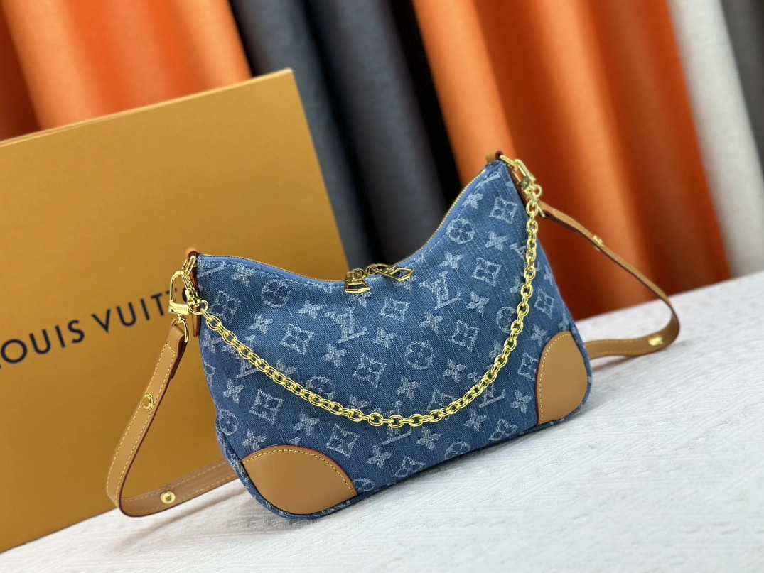 GoAnywhere 3606 Louis Vuitton AAA Quality Messenger Bags For Women