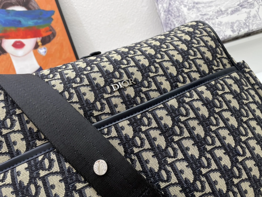 GoAnywhere 3962 Christian Dior AAA Man Messenger Bags - Image 3