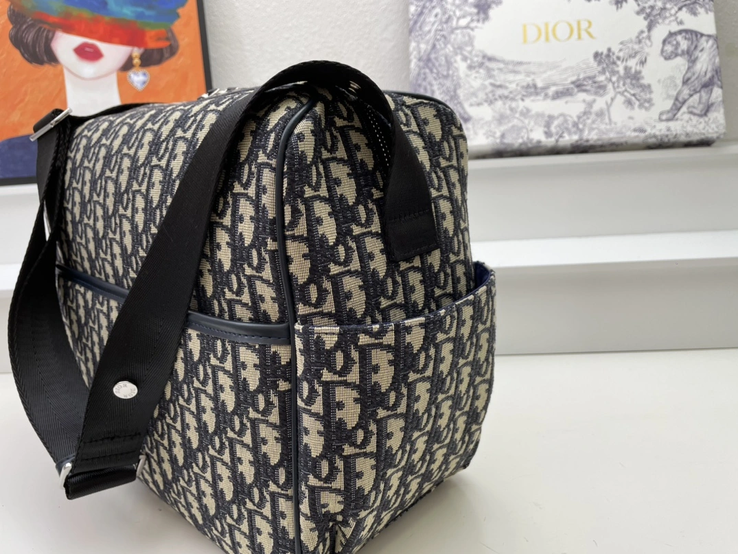 GoAnywhere 3962 Christian Dior AAA Man Messenger Bags - Image 4