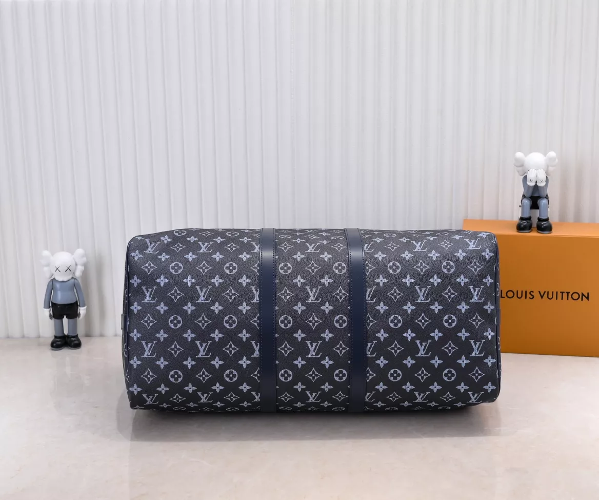 GoAnywhere 4939 Louis Vuitton Travel Bags - Image 3