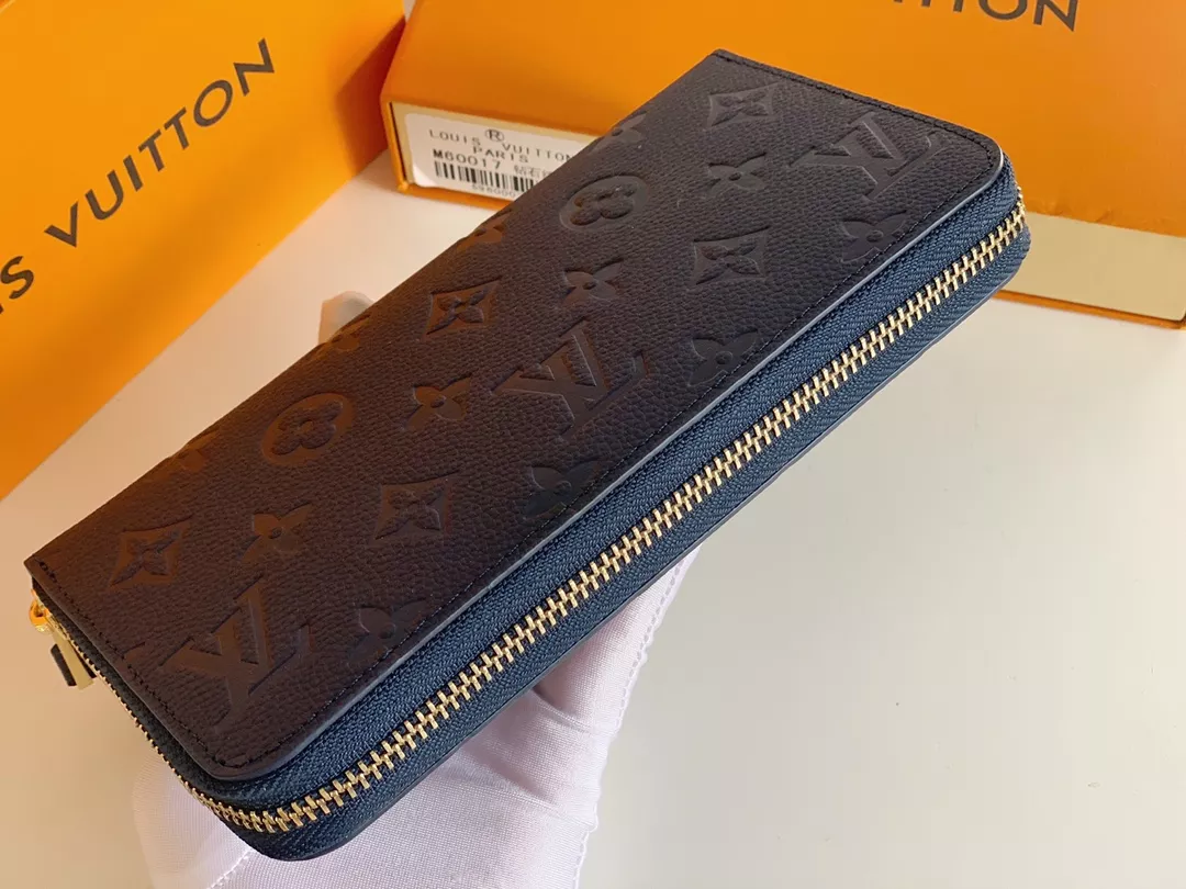 GoAnywhere 8107 Louis Vuitton LV Wallets In Navy - Image 4