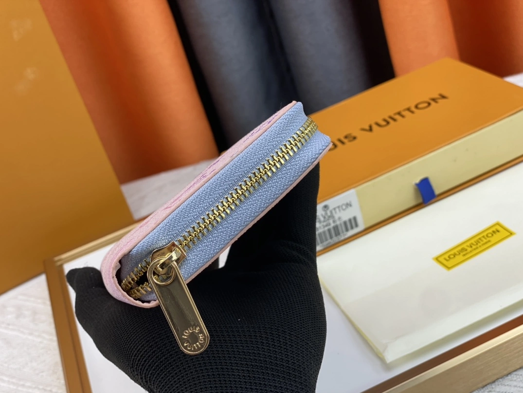 GoodFit 1019 Louis Vuitton LV Wallets - Image 4