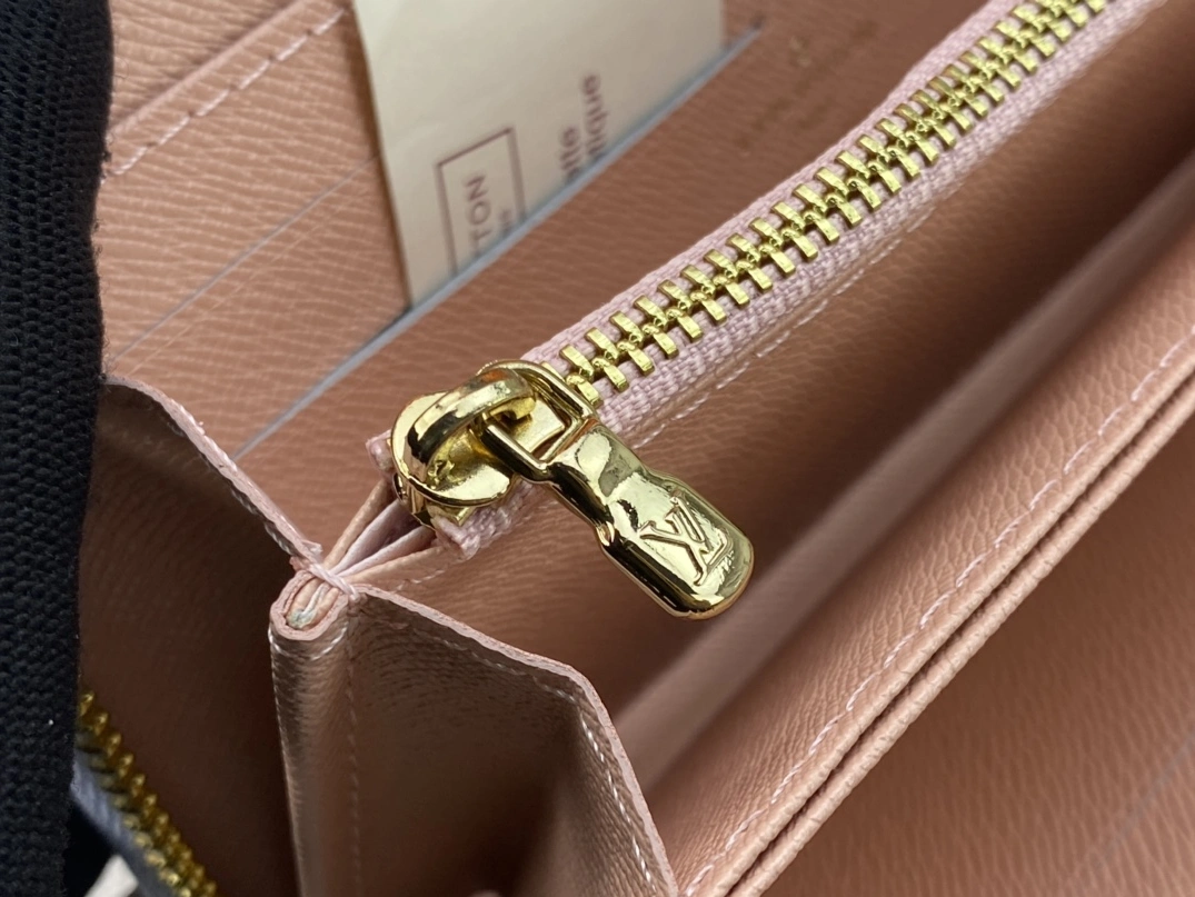 GoodFit 1019 Louis Vuitton LV Wallets - Image 6