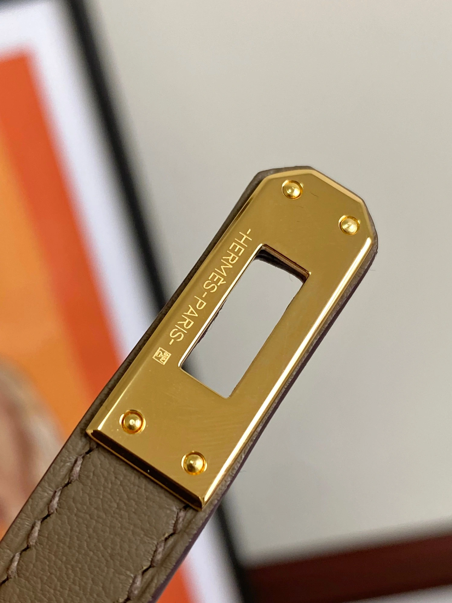 Hermes AAA Quality Belt Bags For Women Fashionable 8650 - Image 3