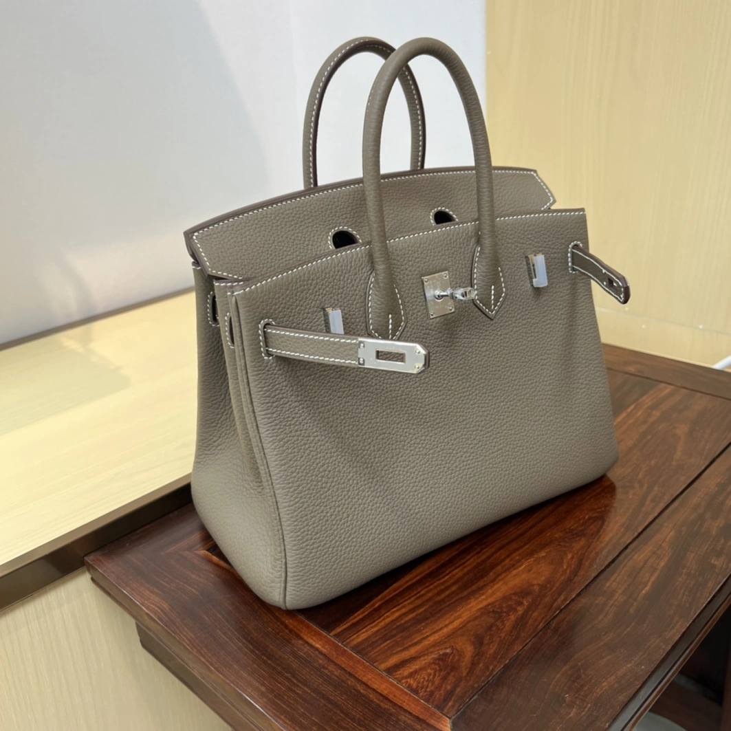 Hermes AAA Quality Handbags For Women Vibrant 7452 - Image 6