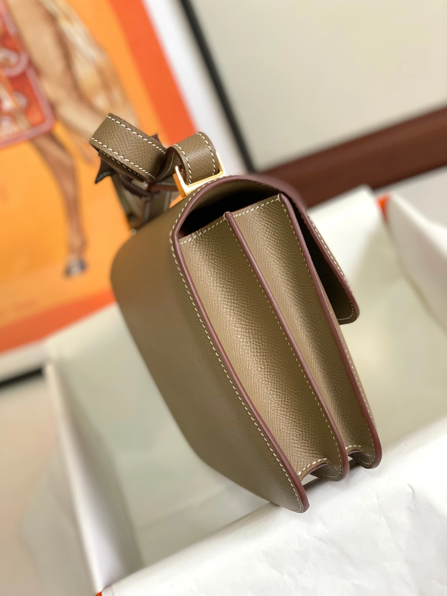 Hermes AAA Quality Messenger Bags For Women Classic 6198