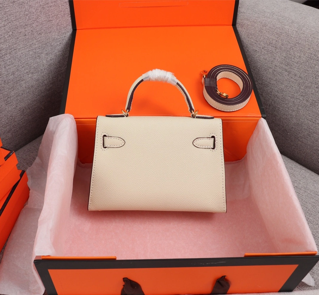 Hermes AAA Quality Messenger Bags For Women StreetReady 2885 - Image 3