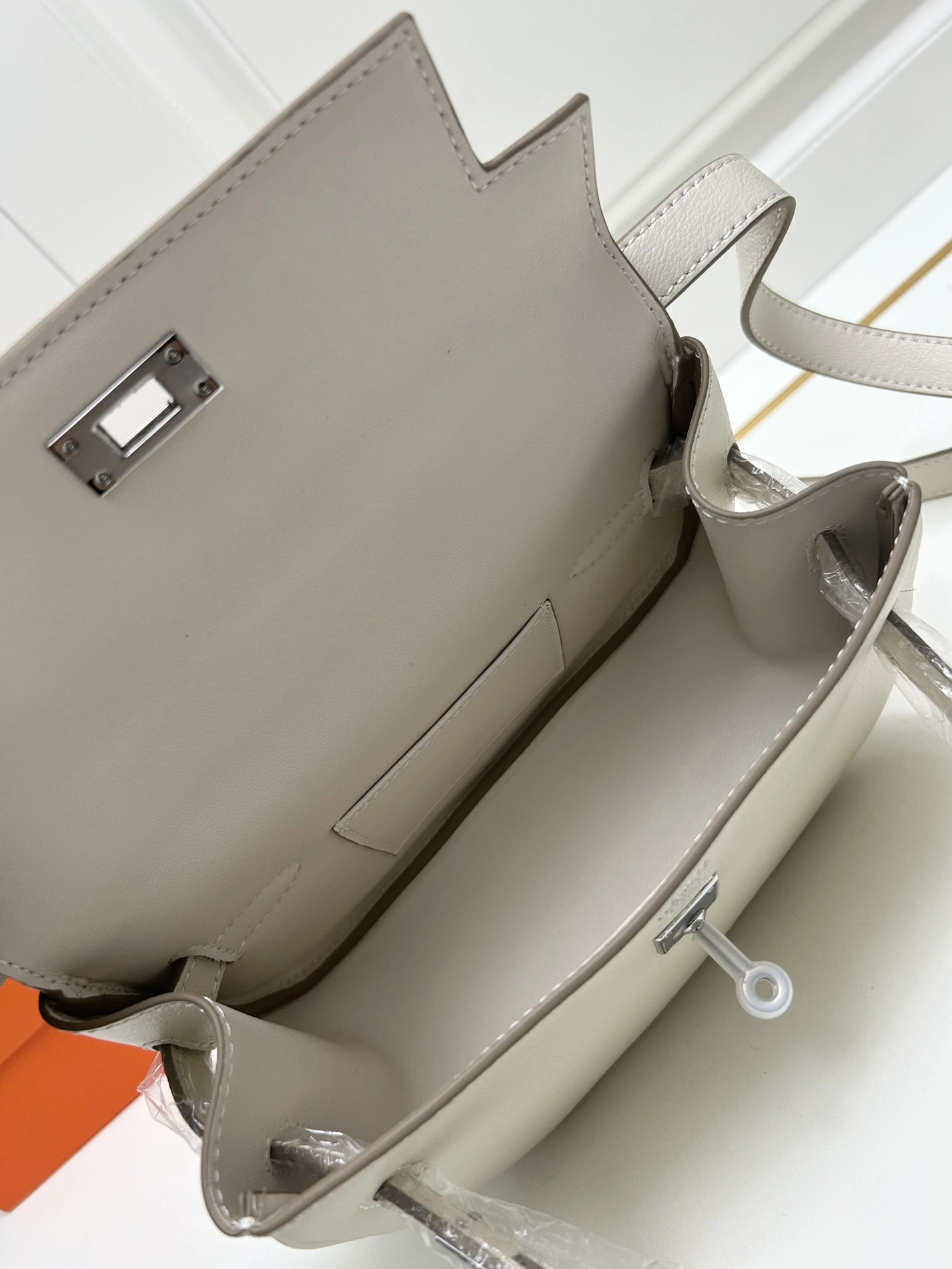 Hermes AAA Quality Messenger Bags For Women Unique 6765 - Image 8