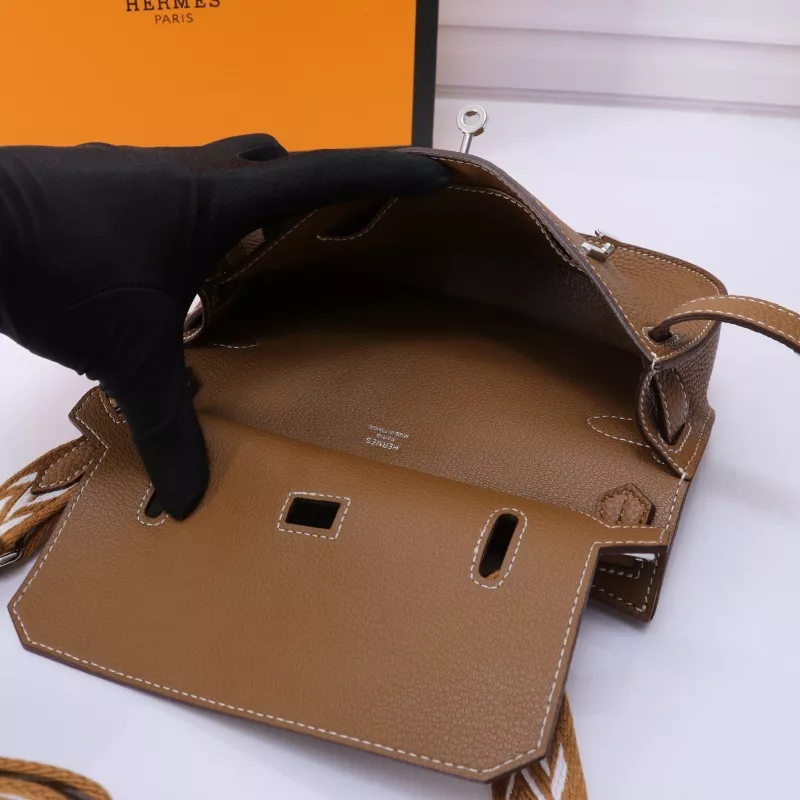 Hermes AAA Quality Messenger Bags In Brown For Unisex Soft 5692 - Image 8