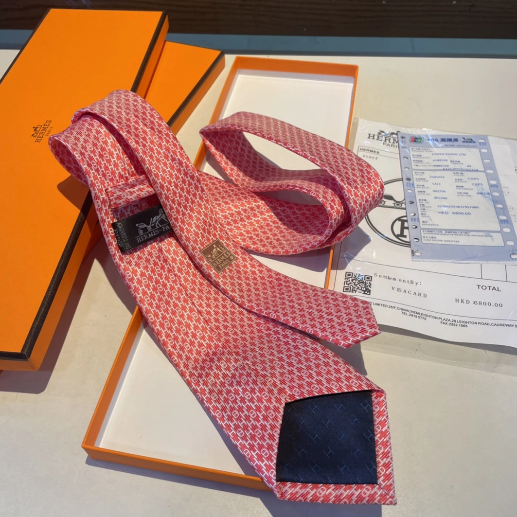 Hermes Necktie For Men Sleek 9620 - Image 5