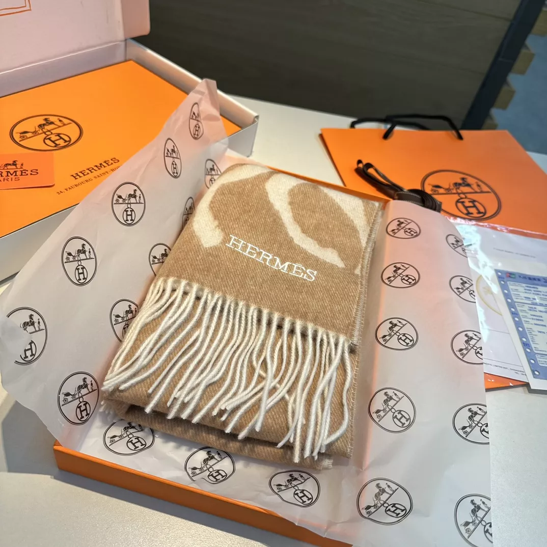 Hermes Scarf For Women DailyWear 2050