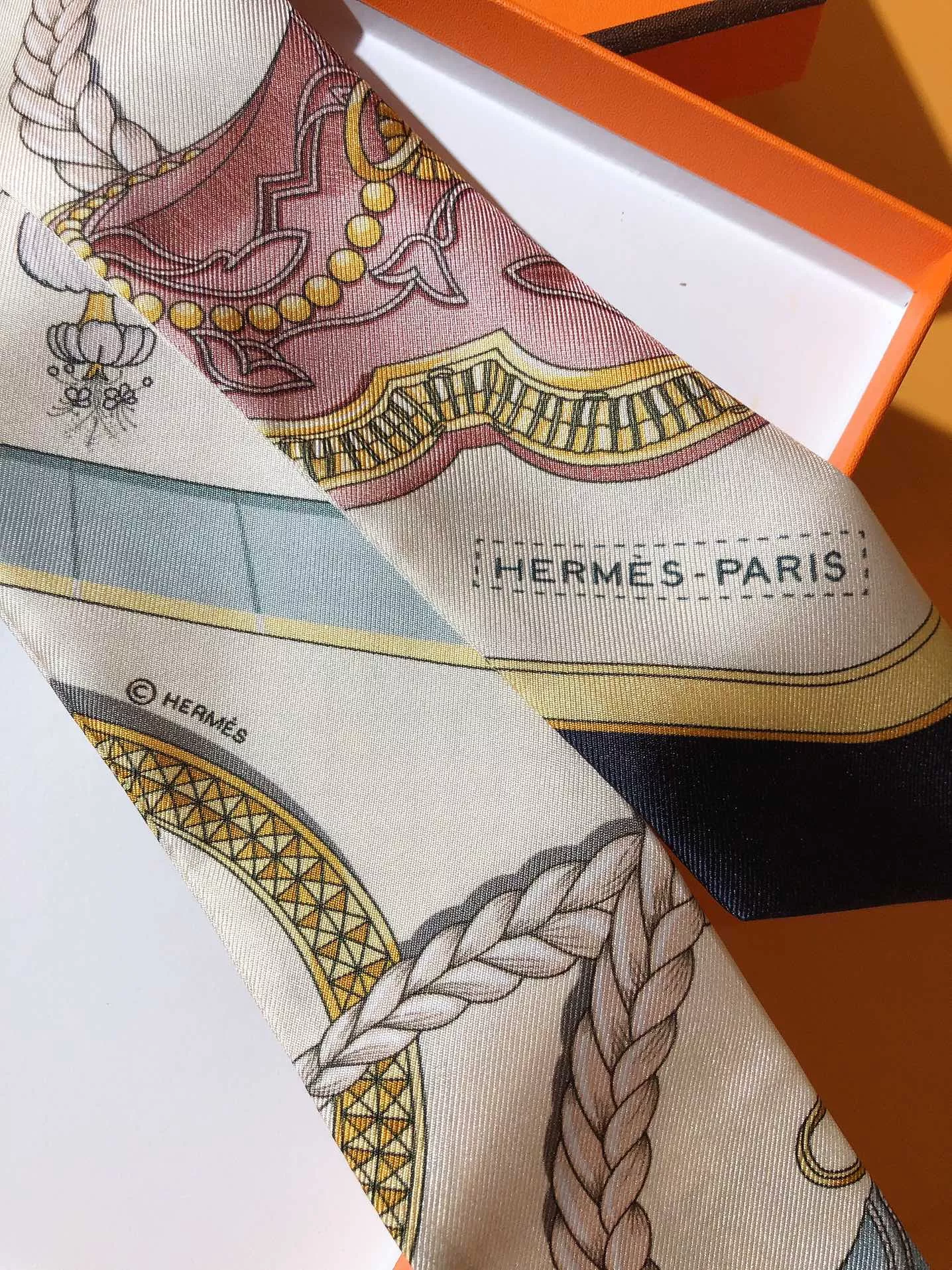 Hermes Silk Scarf WellDesigned 1749 - Image 4
