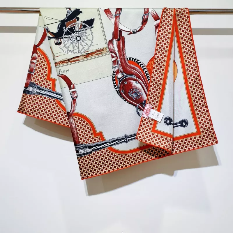 Hermes Silk Squares Trendsetting 5597 - Image 4