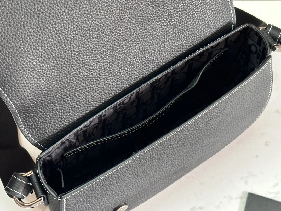 HighQuality 6727 Christian Dior AAA Man Messenger Bags - Image 8