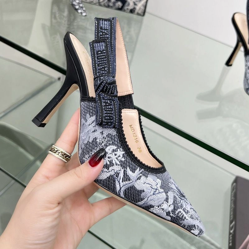 J'Adior Slingback Pumps Women Toile de Jouy Sauvage Motif Canvas Black Grey SportInspired 1268 - Image 3