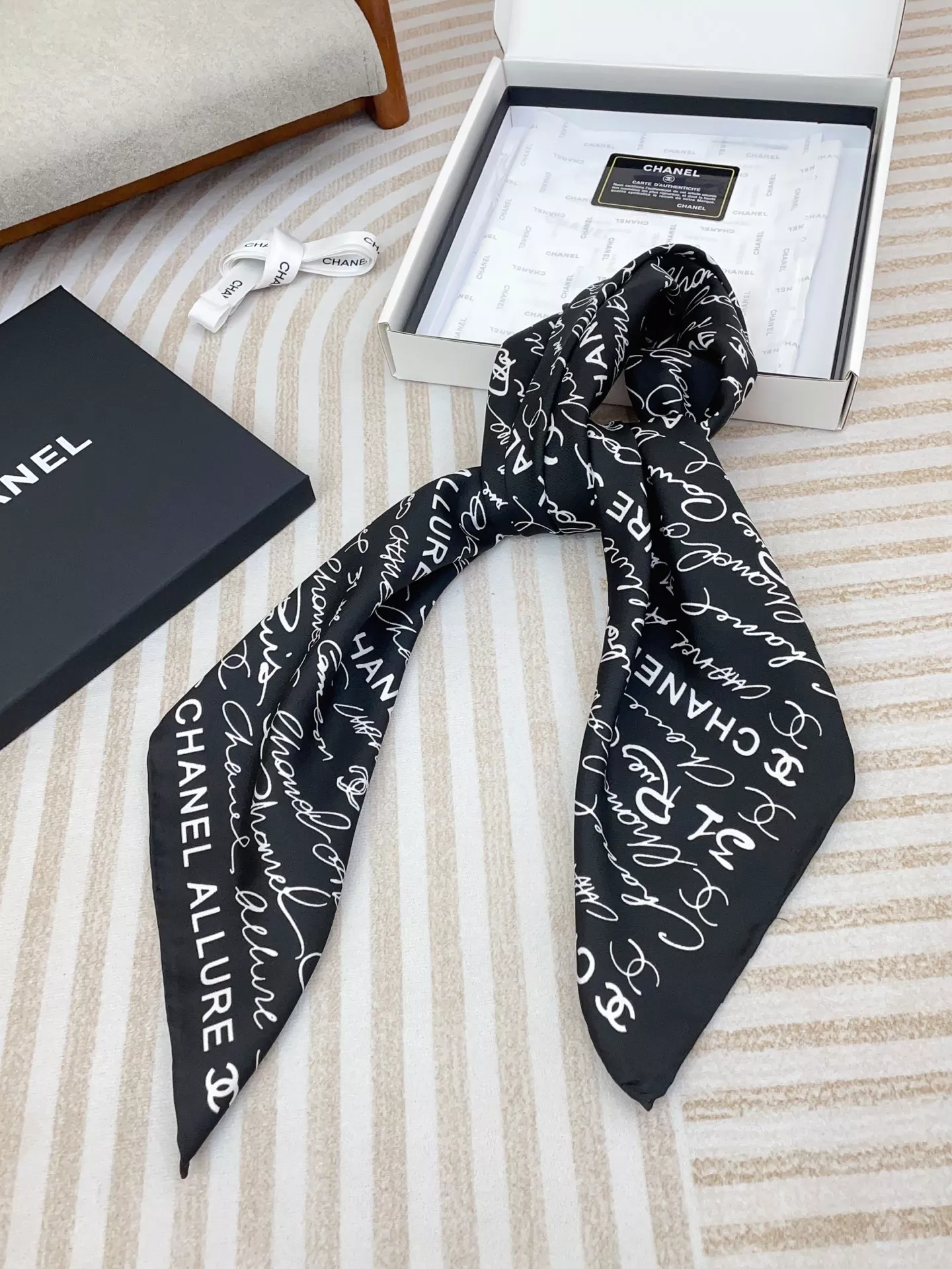 Lightweight 1180 Chanel Silk Squares - Image 4