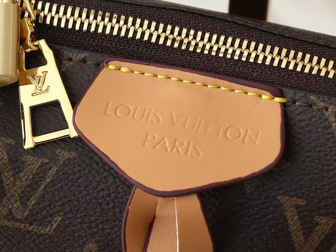 Lightweight 2223 Louis Vuitton AAA Quality Shoulder Bags For Women - Image 5