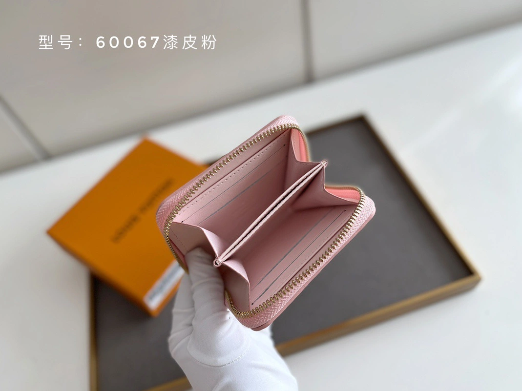 Lightweight 5811 Louis Vuitton LV Wallets - Image 4