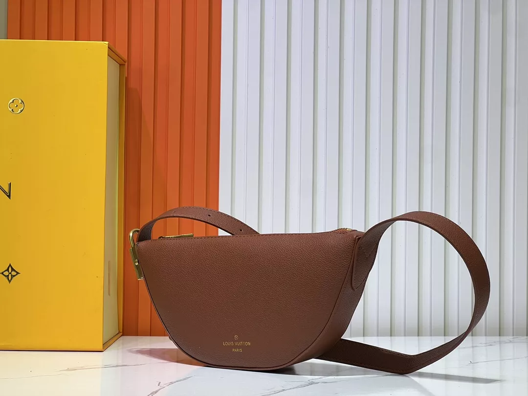 Lightweight 6970 Louis Vuitton AAA Quality Messenger Bags For Women - Image 3