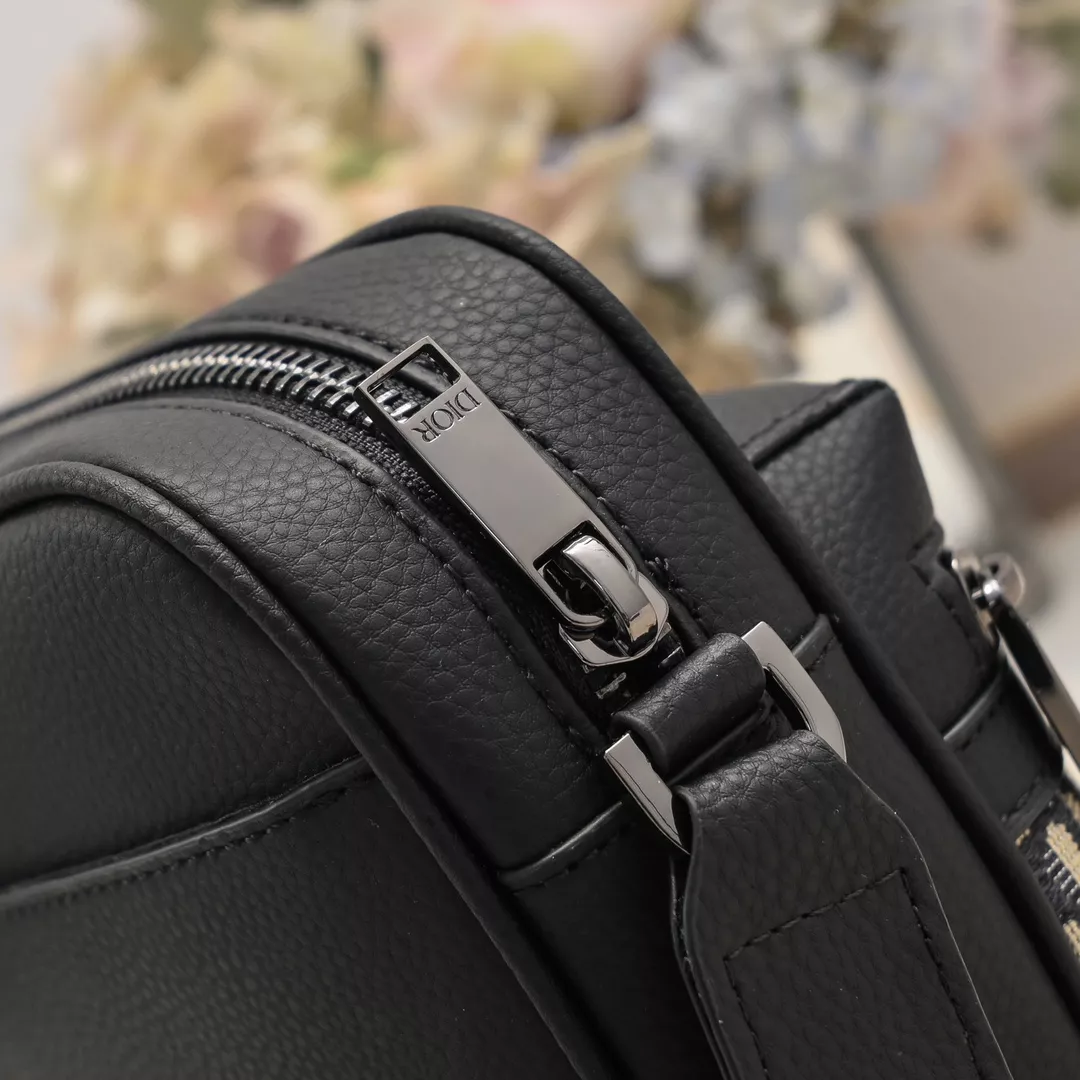 Lightweight 8024 Christian Dior AAA Man Messenger Bags - Image 5