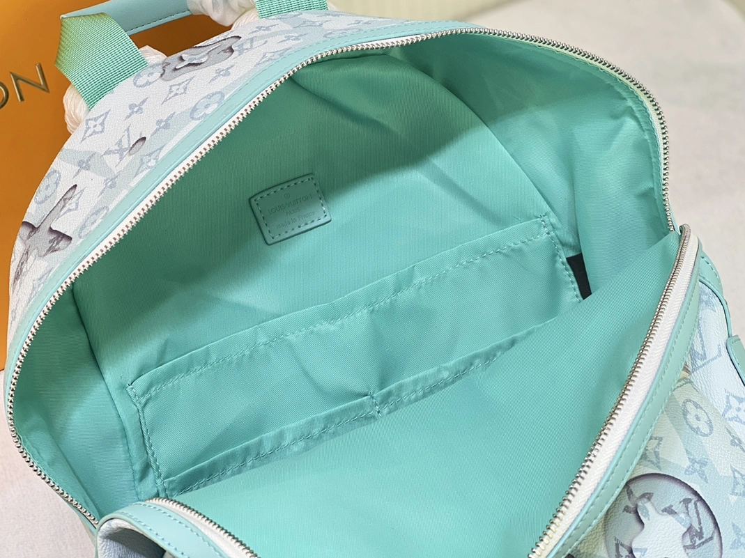 Louis Vuitton AAA Quality Backpacks For Unisex Durable 6902 - Image 7