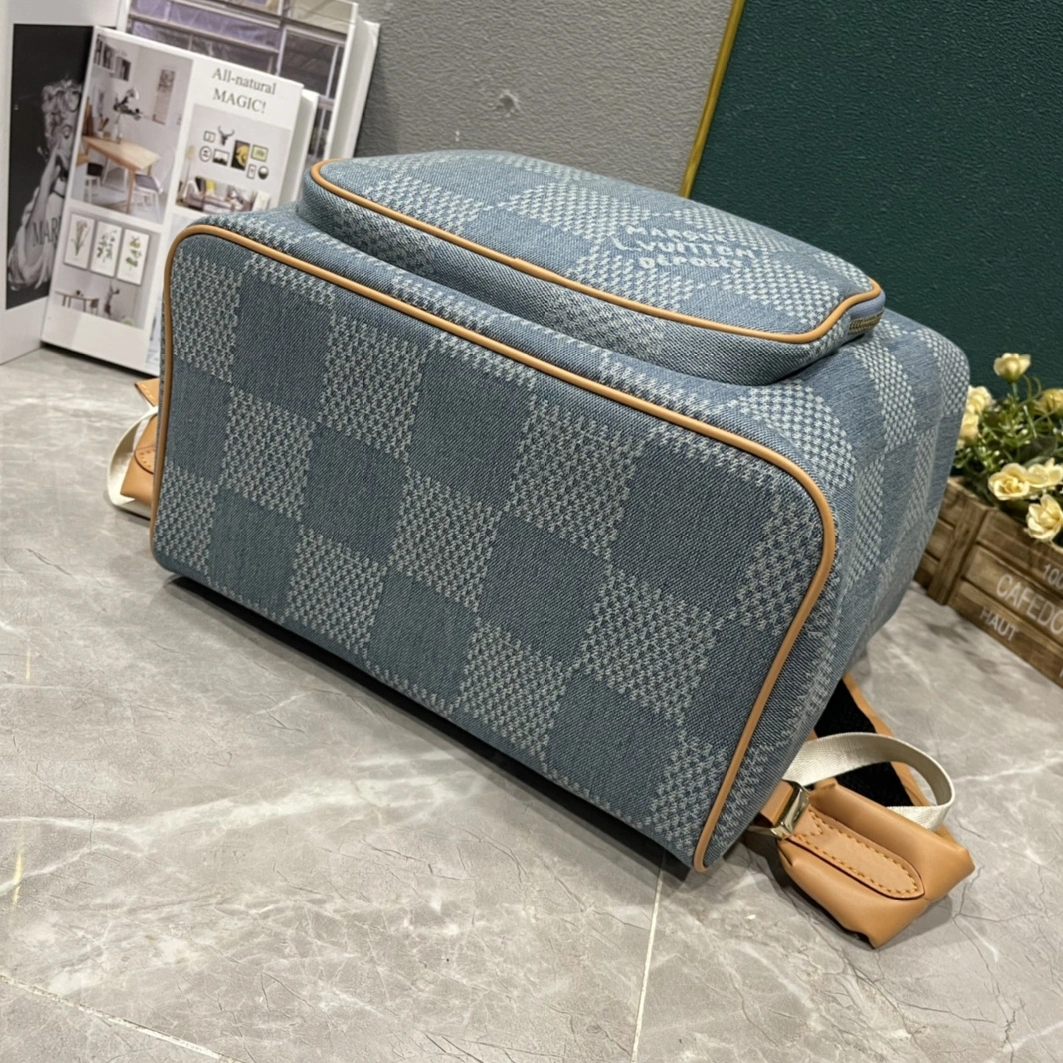 Louis Vuitton AAA Quality Backpacks For Unisex GoodFit 8621 - Image 4