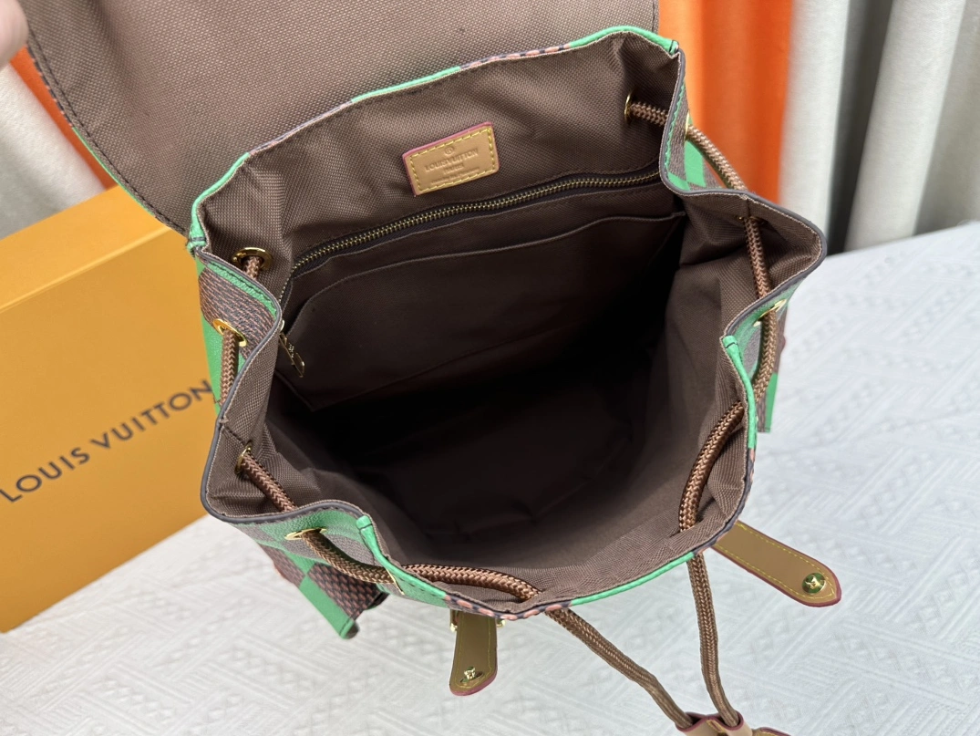 Louis Vuitton AAA Quality Backpacks For Unisex Refined 685 - Image 8