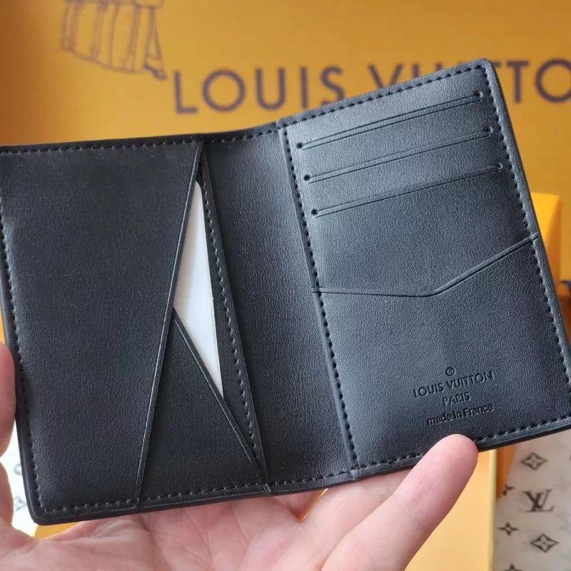 Louis Vuitton AAA Quality Card Case NewStyle 9176 - Image 4
