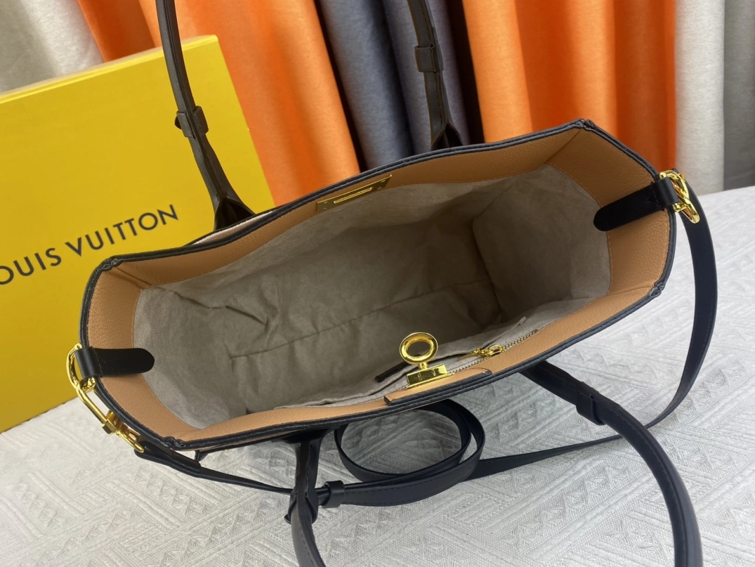 Louis Vuitton AAA Quality Handbags For Women Durable 4687 - Image 7