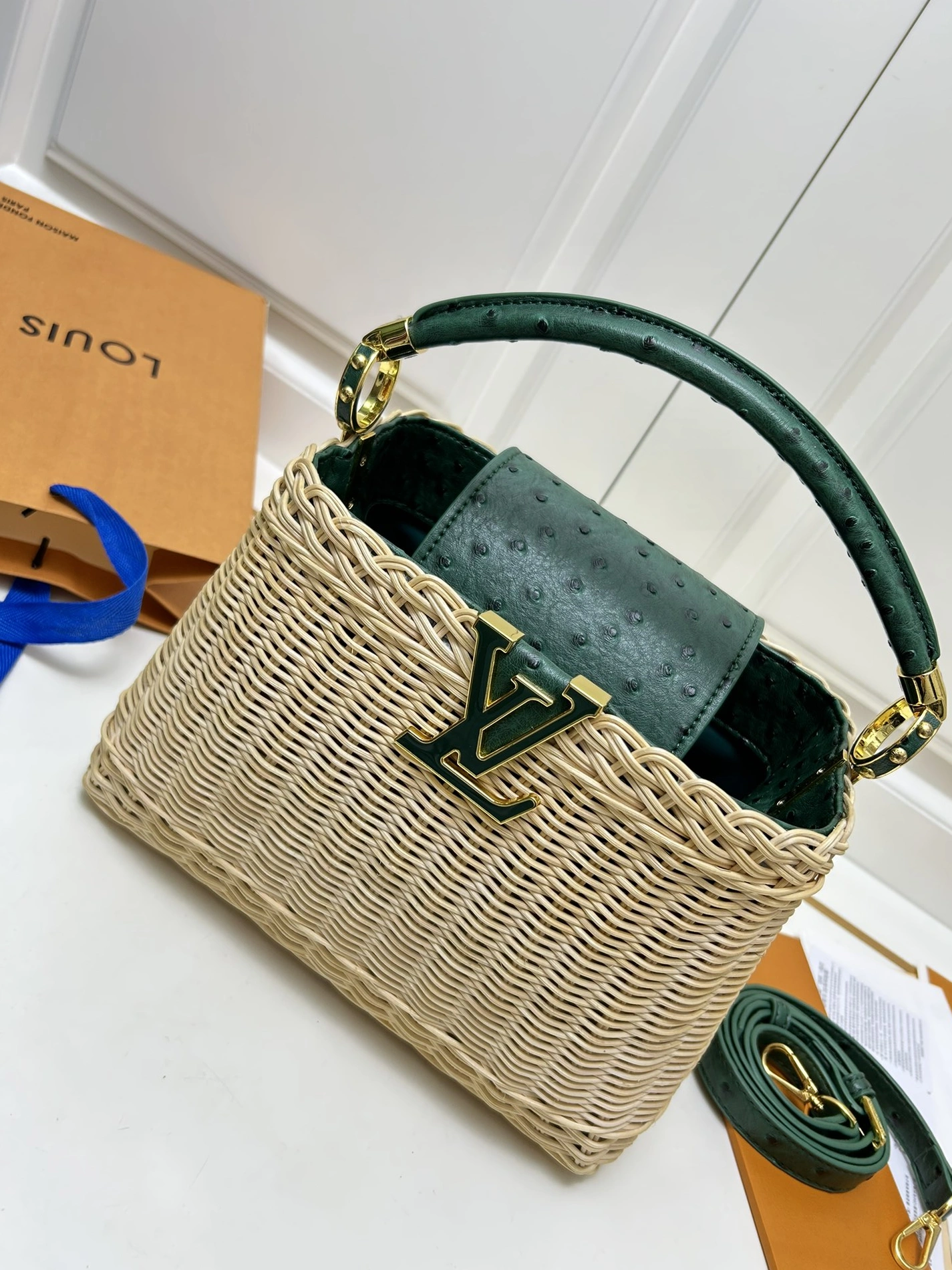 Louis Vuitton AAA Quality Handbags For Women Durable 9765 - Image 3