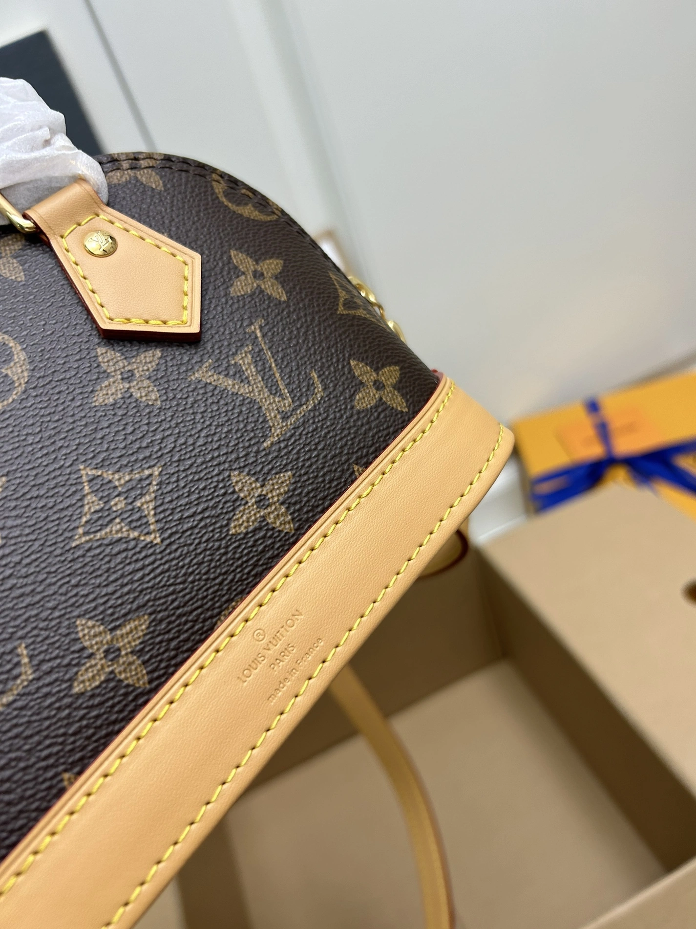 Louis Vuitton AAA Quality Handbags For Women HighQuality 9376 - Image 4