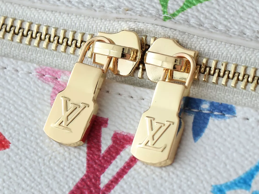 Louis Vuitton AAA Quality Handbags For Women Minimalist 3430 - Image 5