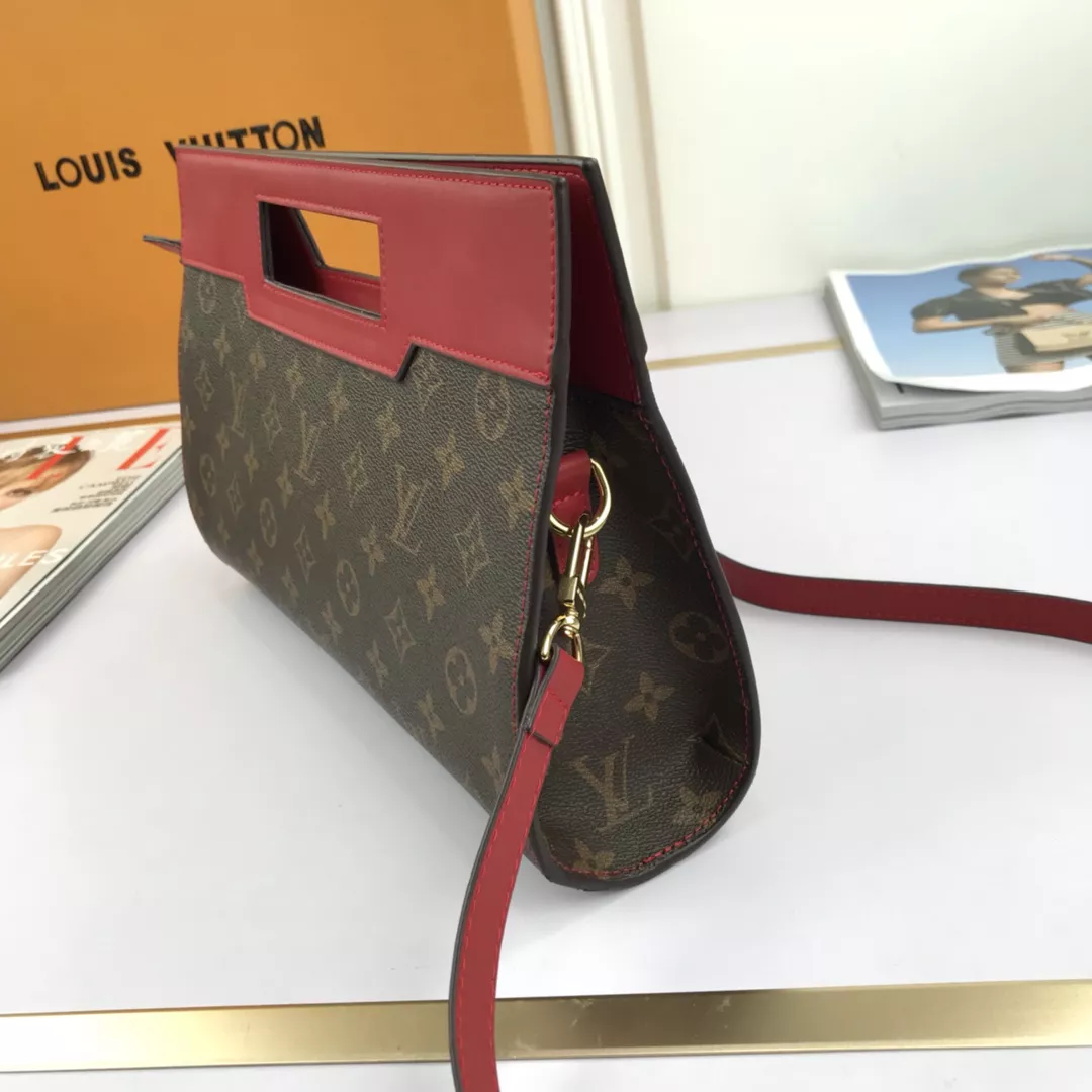 Louis Vuitton AAA Quality Messenger Bags For Women BestValue 7034 - Image 3