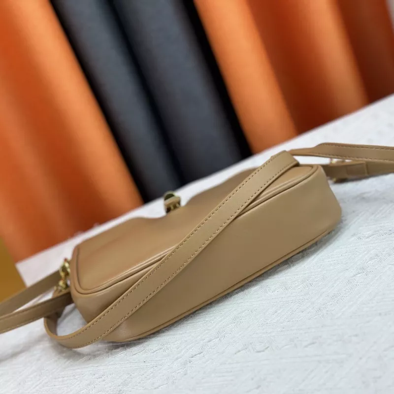 Louis Vuitton AAA Quality Messenger Bags For Women GoodFit 6751 - Image 4