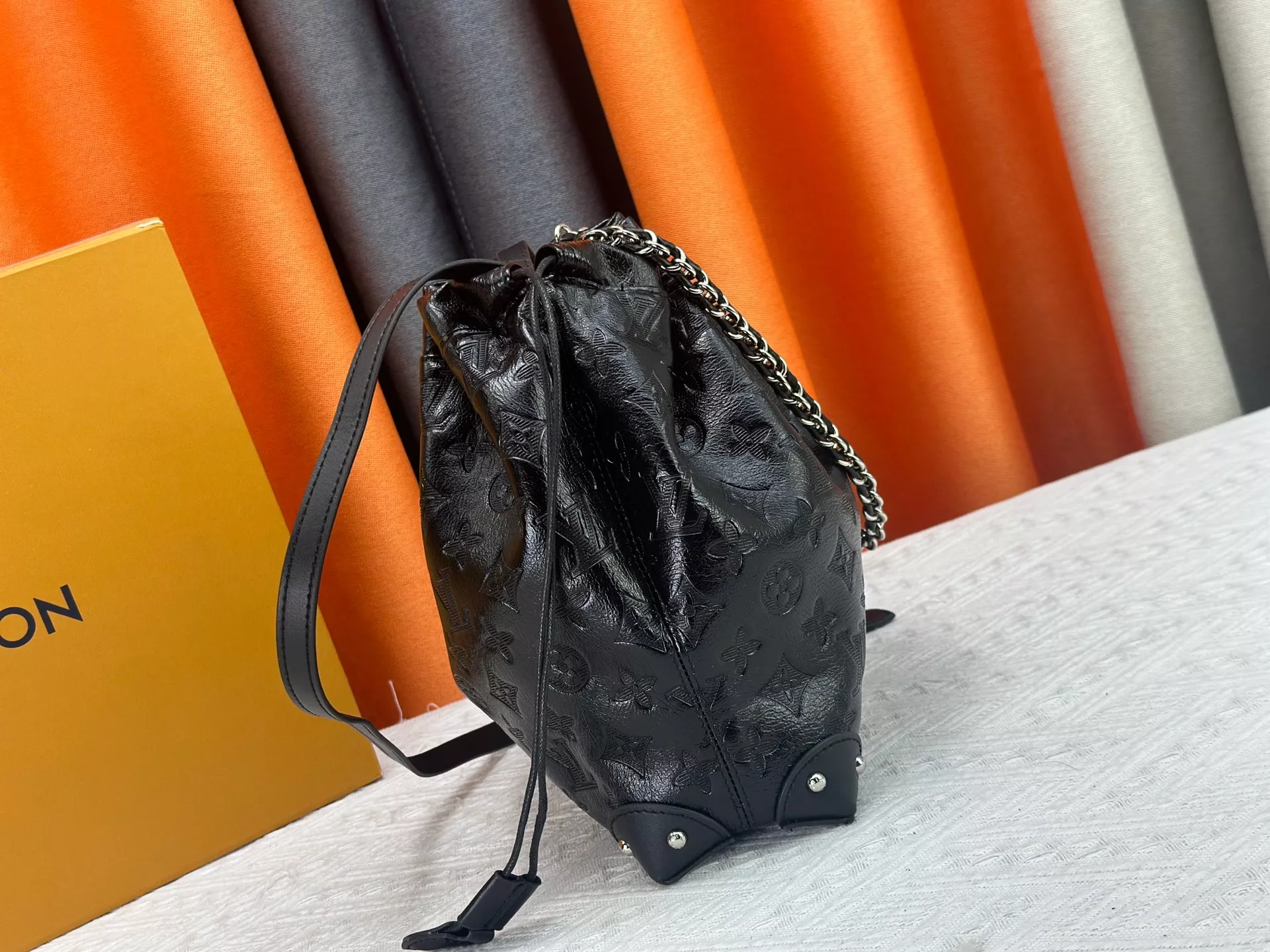 Louis Vuitton AAA Quality Messenger Bags For Women Soft 2269 - Image 3