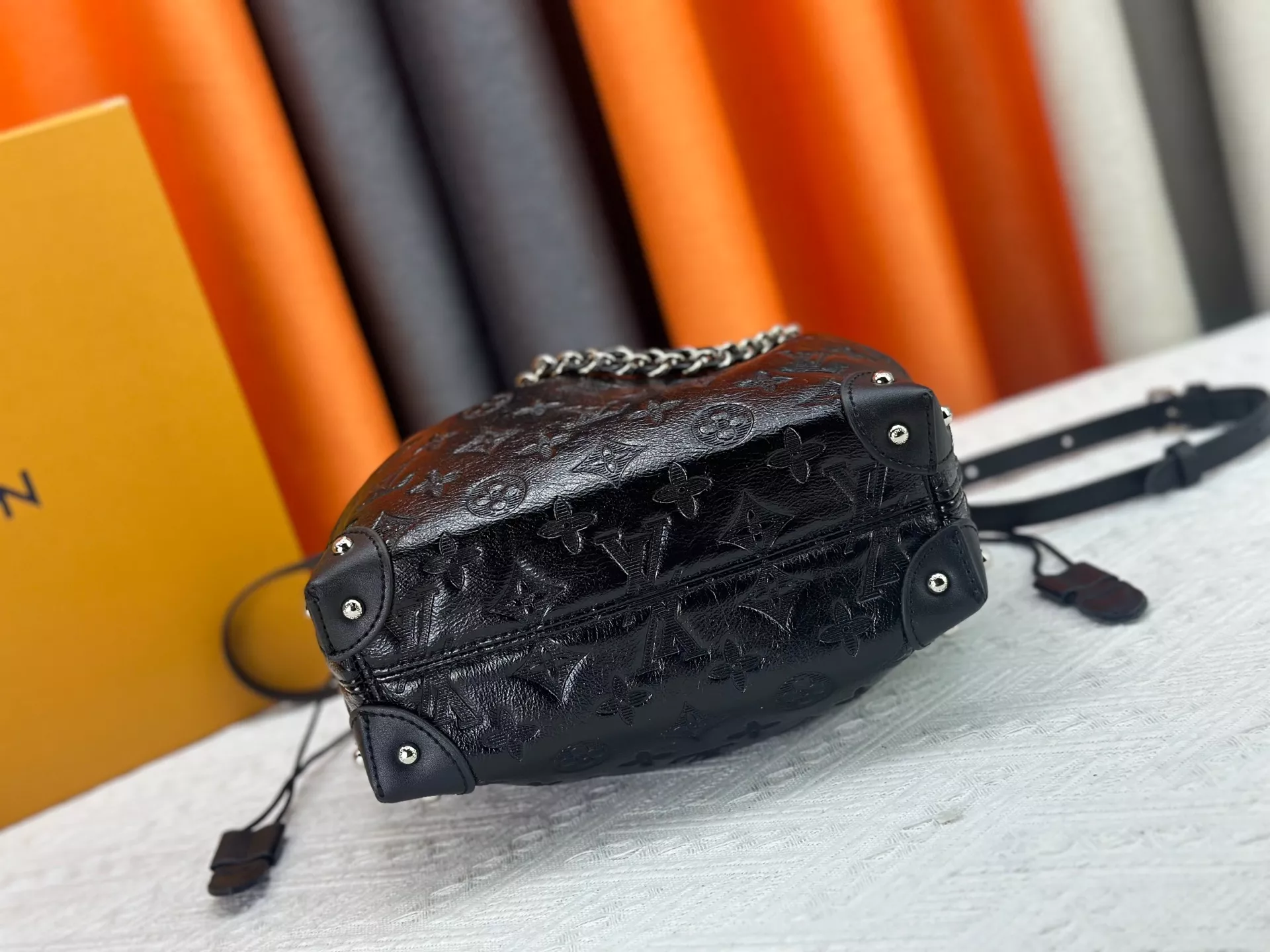 Louis Vuitton AAA Quality Messenger Bags For Women Soft 2269 - Image 5