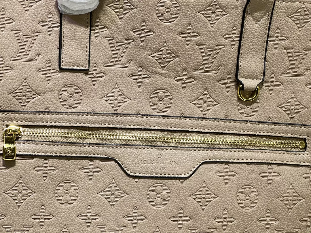 Louis Vuitton AAA Quality Shoulder Bags For Unisex DailyWear 5635 - Image 6