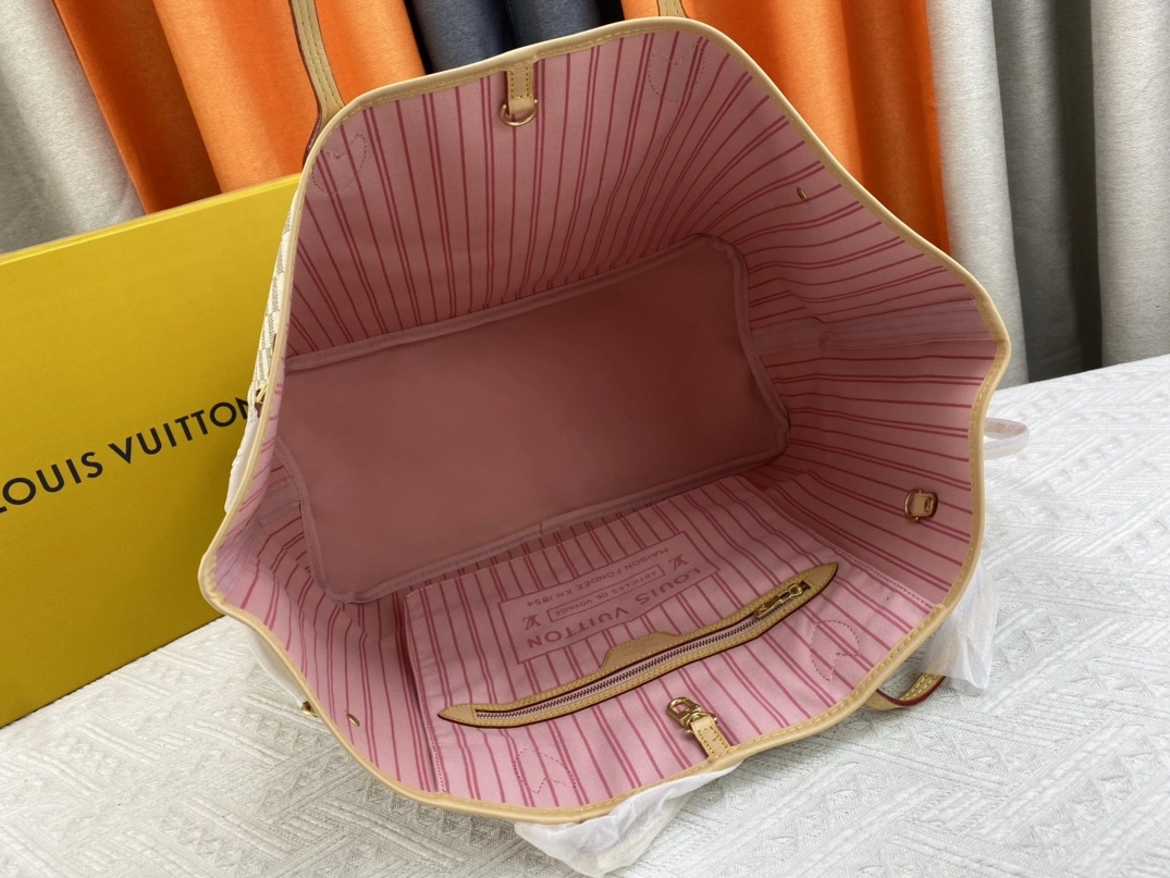 Louis Vuitton AAA Quality Shoulder Bags For Women Durable 8710 - Image 7