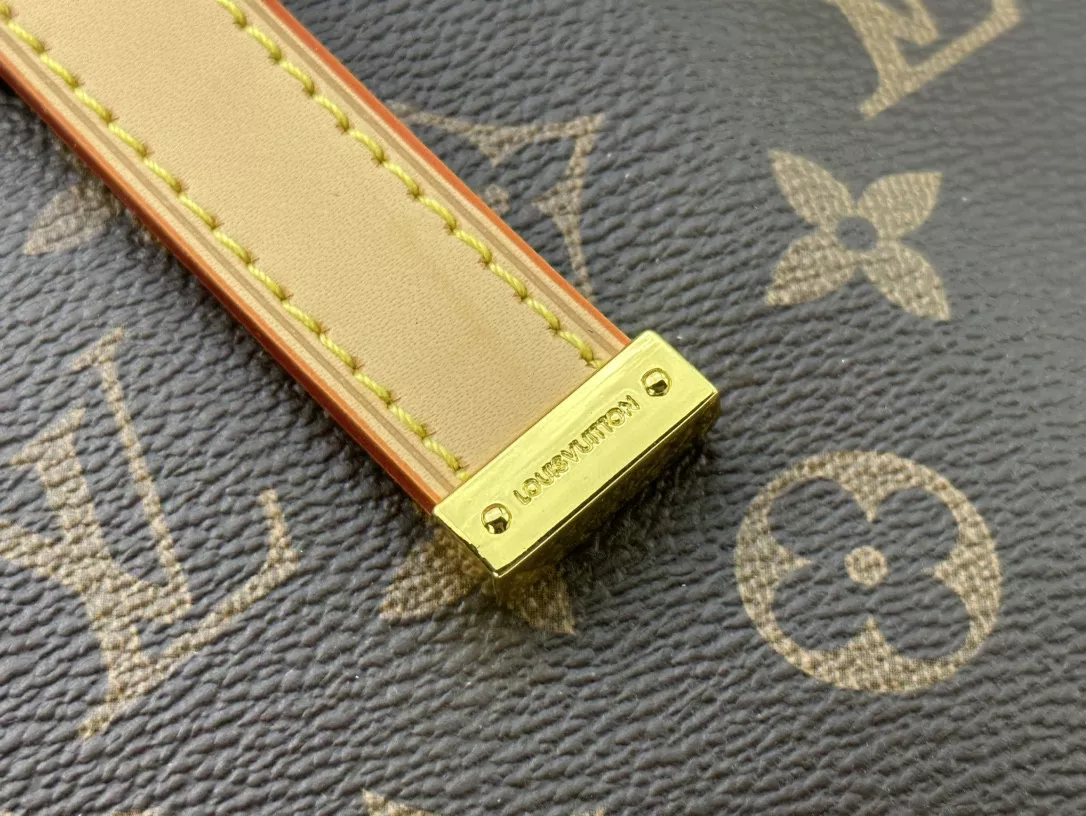 Louis Vuitton AAA Quality Shoulder Bags For Women Flexible 6712 - Image 4