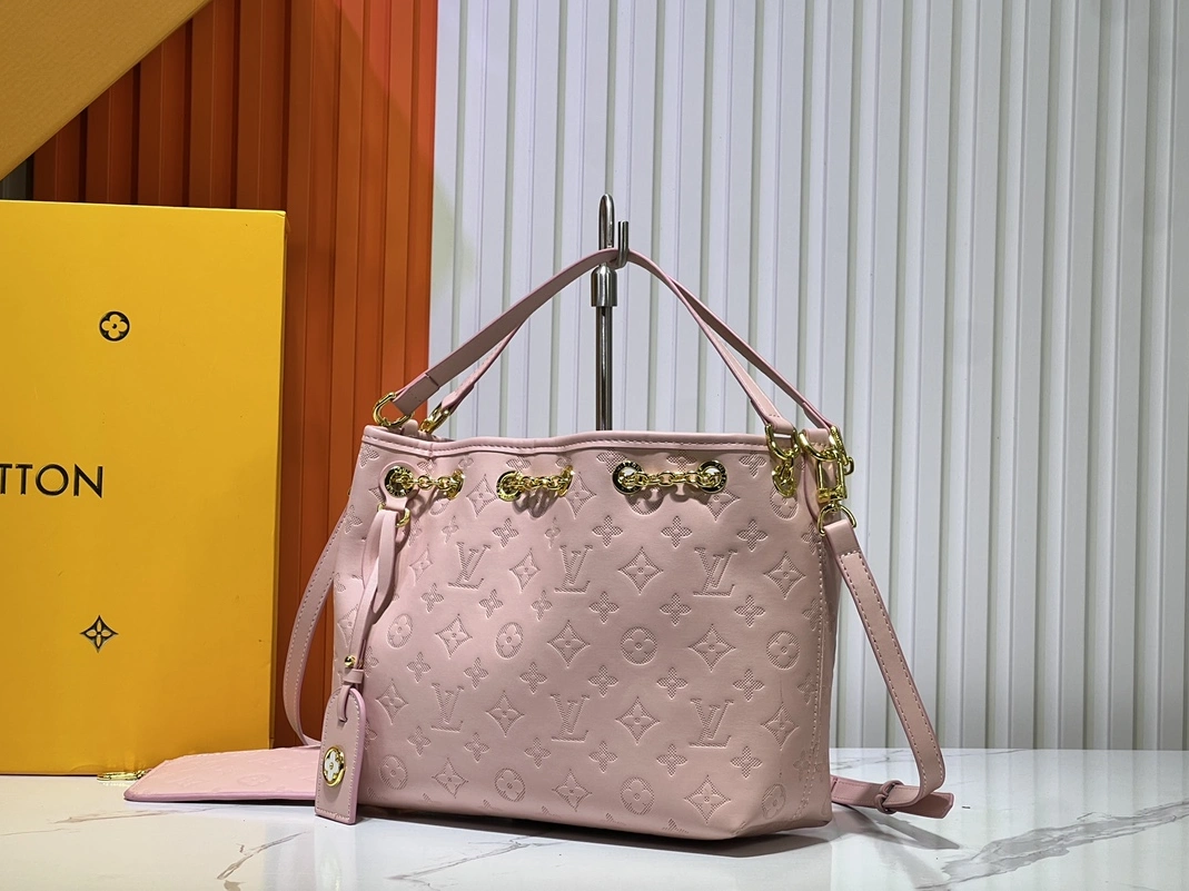 Louis Vuitton AAA Quality Shoulder Bags For Women Flexible 8775 - Image 3