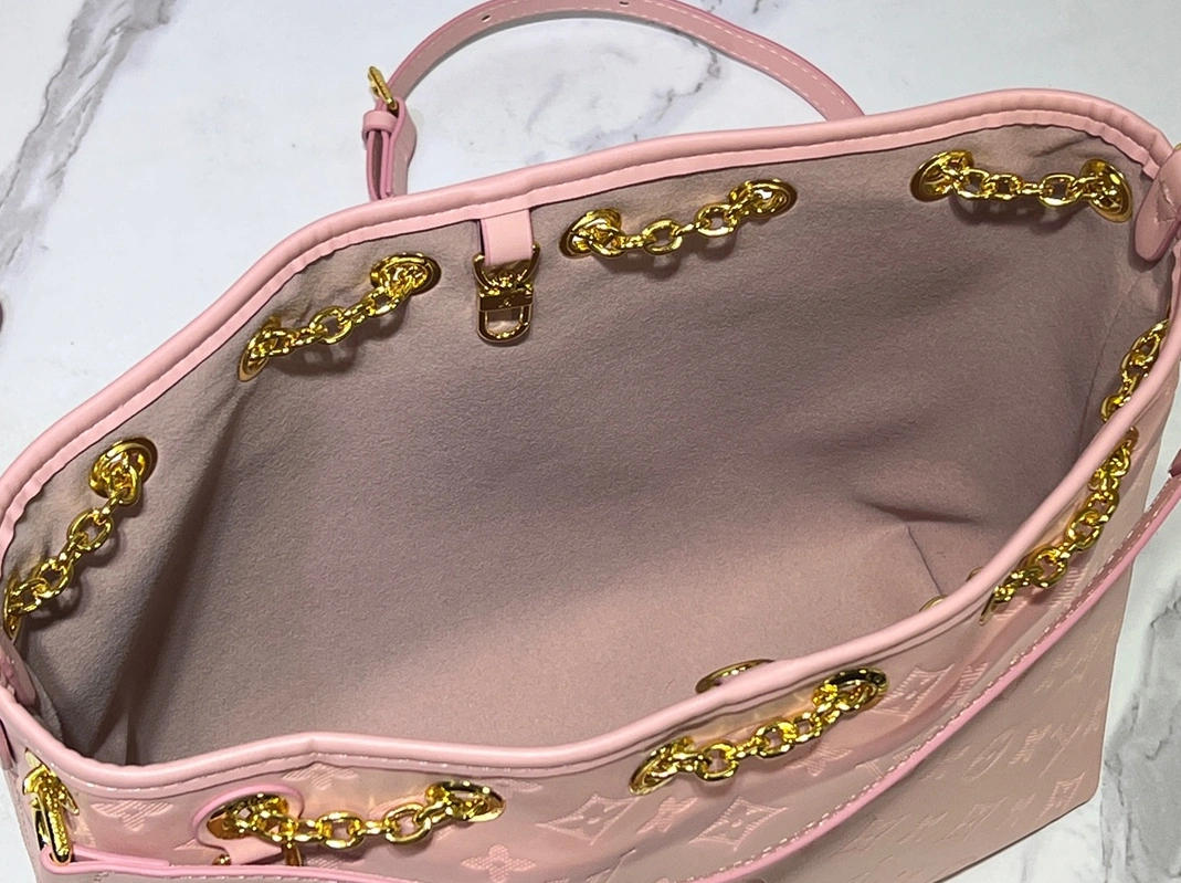 Louis Vuitton AAA Quality Shoulder Bags For Women Flexible 8775 - Image 7