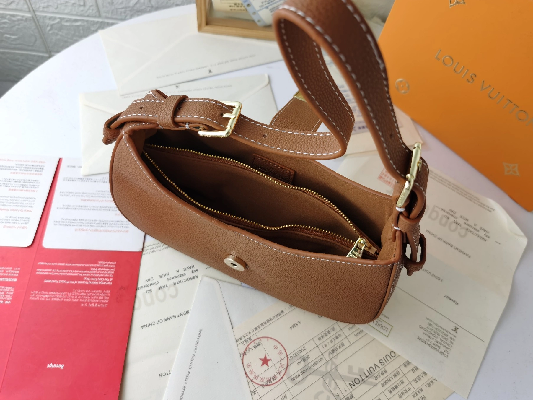 Louis Vuitton AAA Quality Shoulder Bags For Women Lightweight 4757 - Image 4