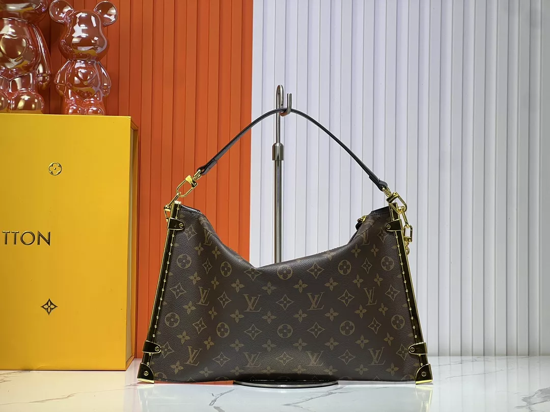 Louis Vuitton AAA Quality Shoulder Bags For Women Minimalist 2313 - Image 4